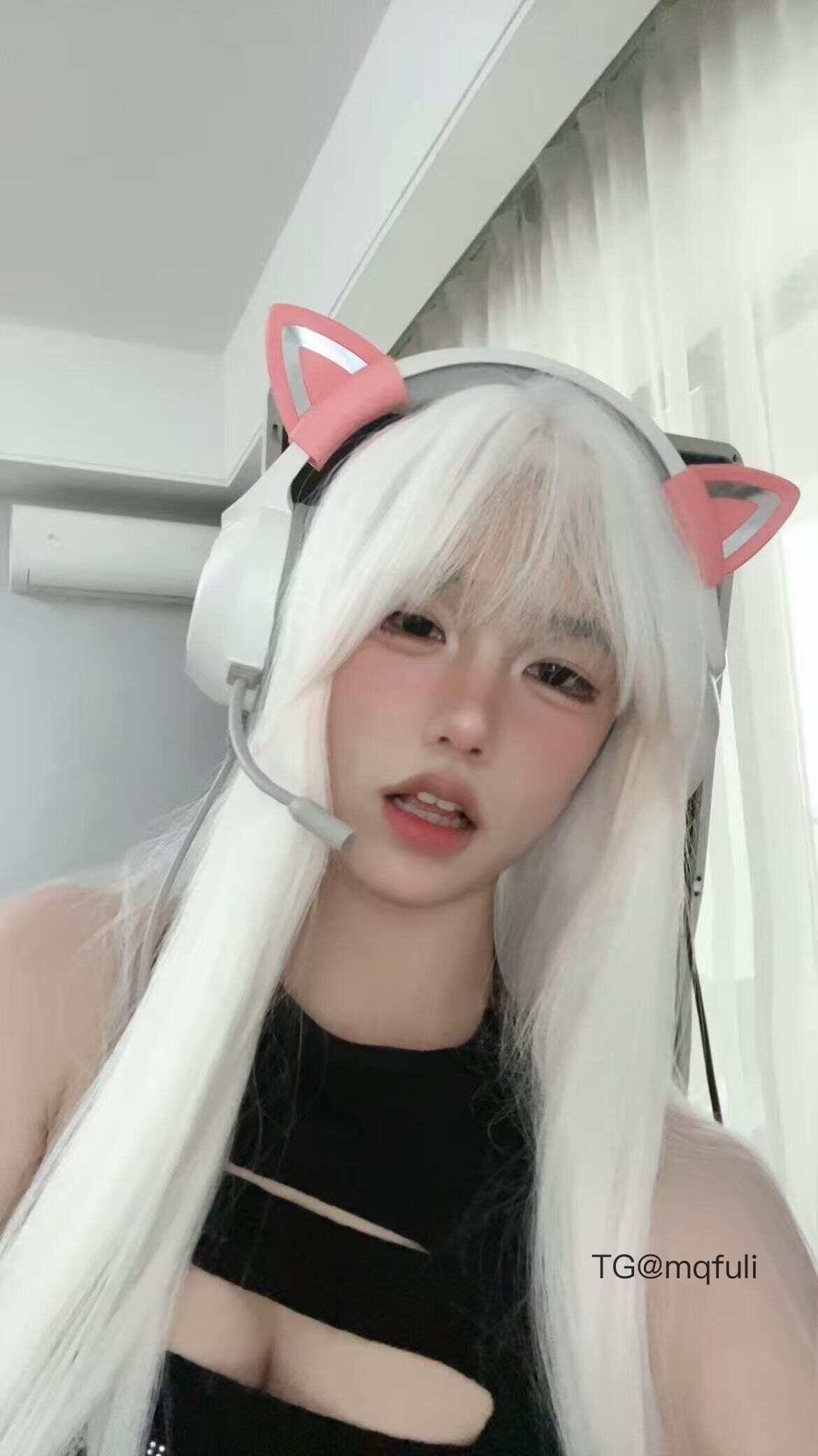 金铁兽 2025-06-09 16:05:14 迷路了？来我身旁怎么样？