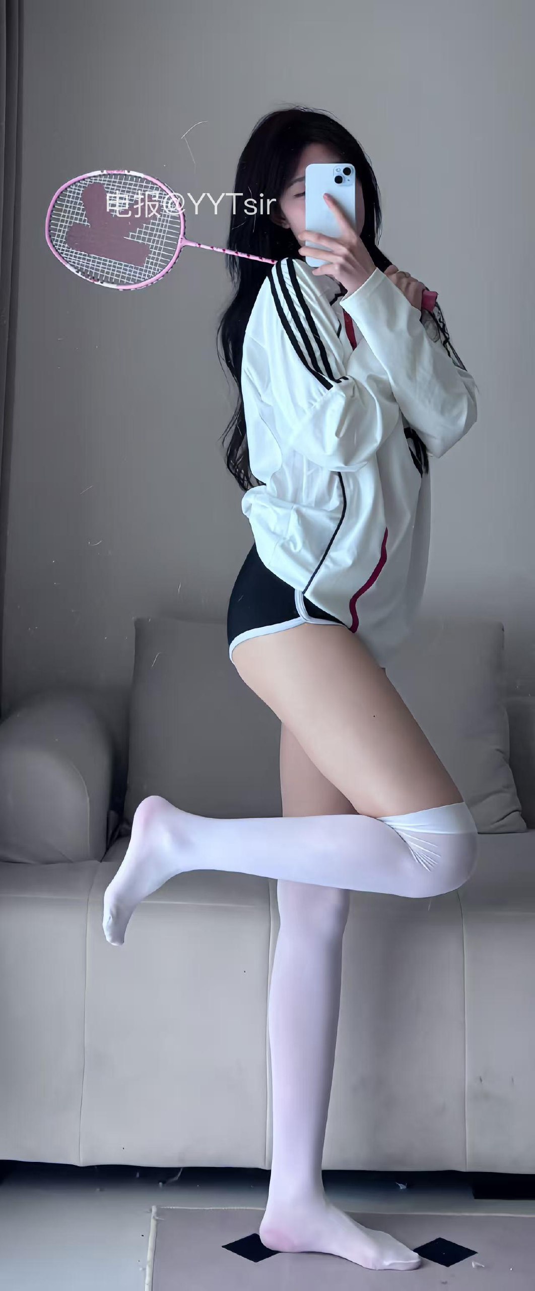 小霞佩奇 2025-06-06 10:20:59 佩奇与球拍的小故事 照片