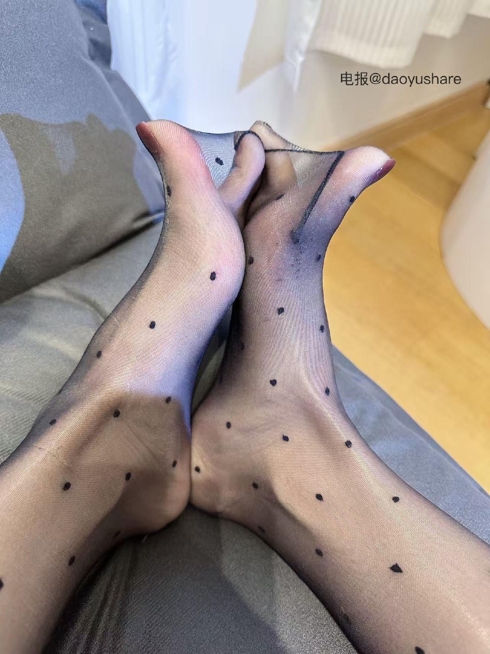 兔妮妮 2025-06-02 23:57:44 波点黑丝袜谁喜欢的？