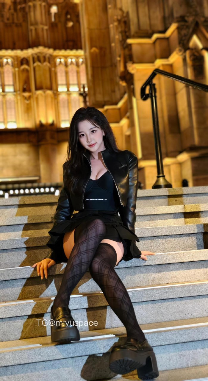 刘二萌 2025-07-09 14:08:06 喜欢好女人是吧？那我只能本色出演了😜