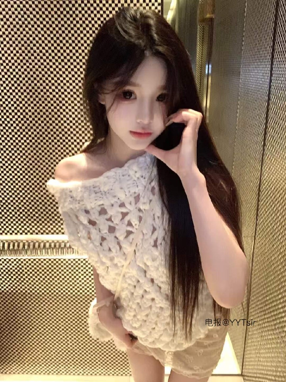 小m 2025-07-29 18:12:36 满脑子都是你这可怎么办呀？