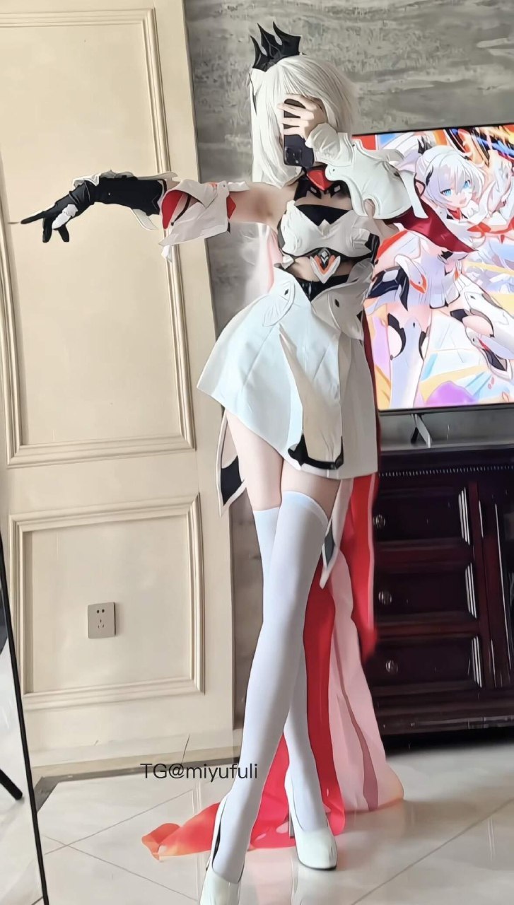 是离宝 2025-07-21 17:38:30 我不喜欢被调戏，我喜欢绝对的压制