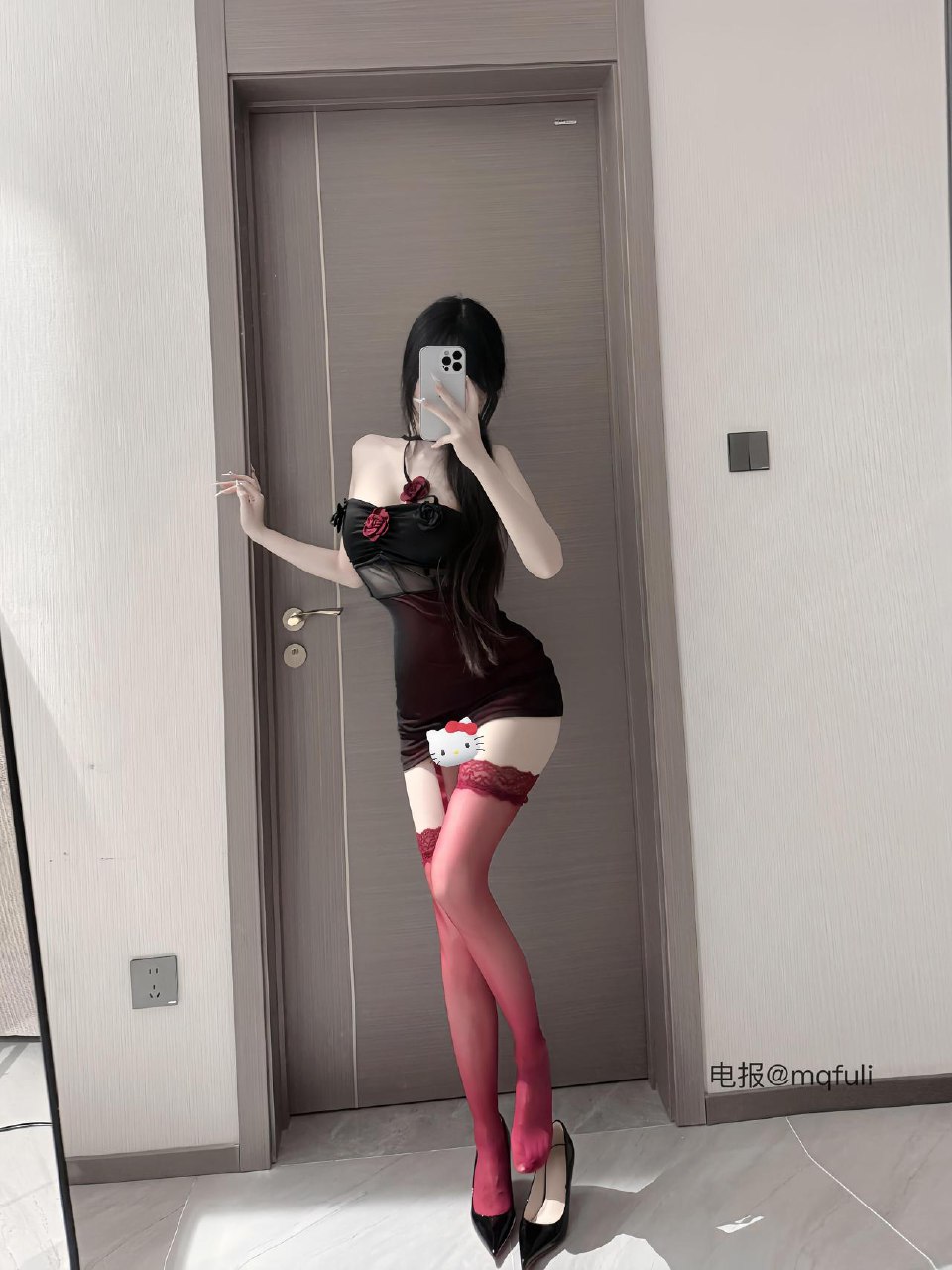 都快兔了 2025-08-13 15:25:47 黑红搭配