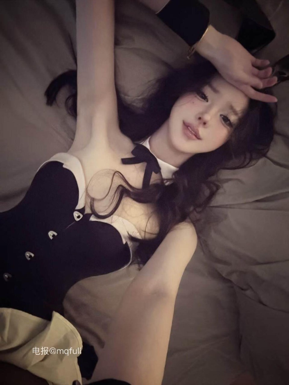 欲野小姐 2025-08-09 15:03:04 舔了舔嘴唇 好甜