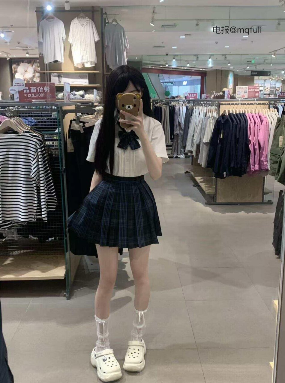 良野 2025-08-18 11:47:25 我步步回头,见你步步栽跟头