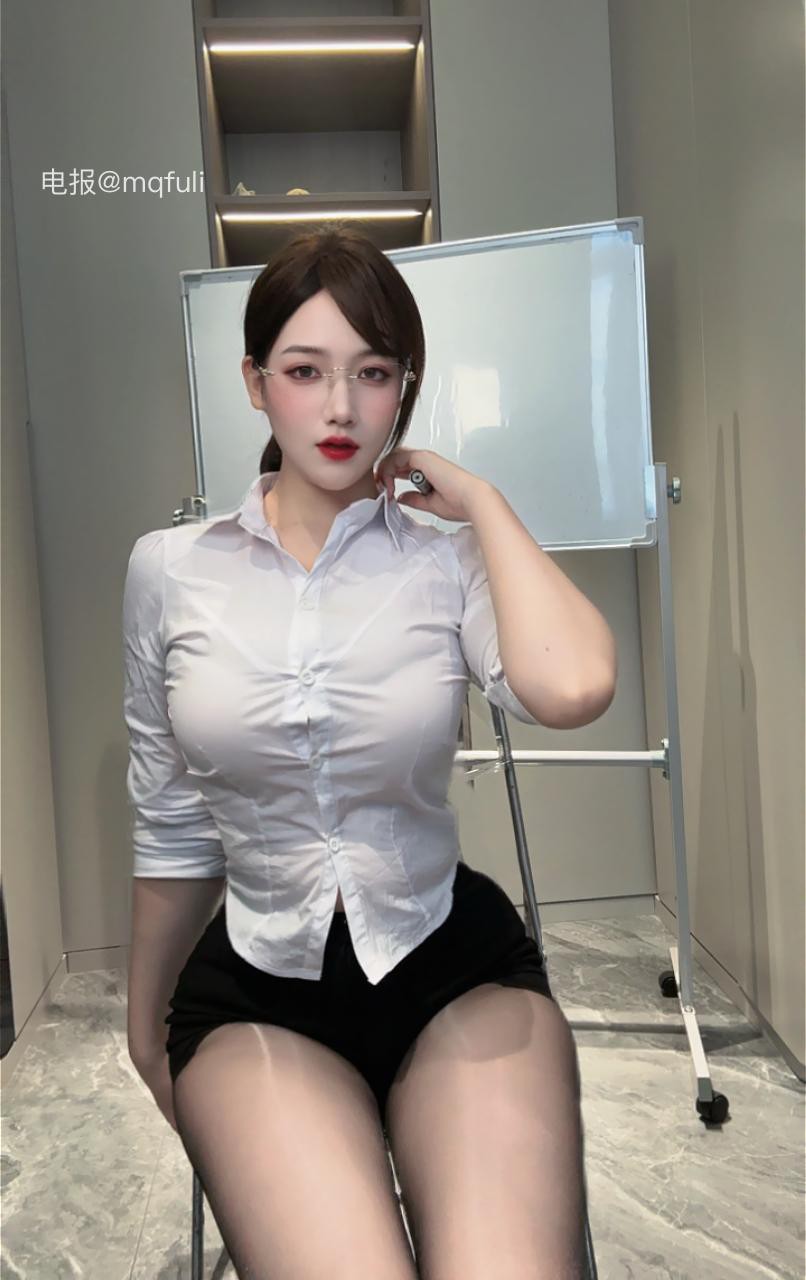 可可西 2025-08-16 22:59:25 喜欢被老师管教吗？