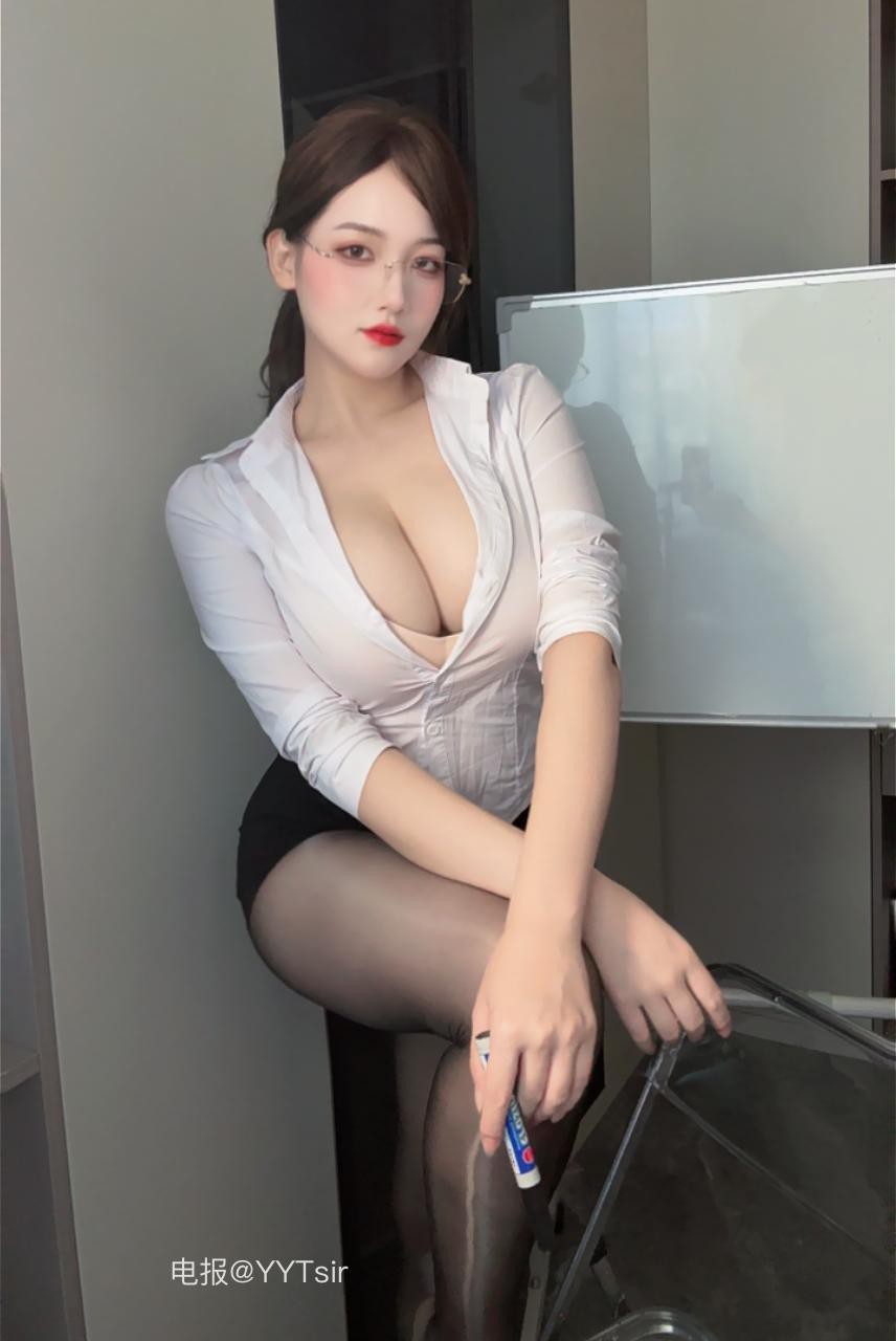 可可西 2025-08-16 22:59:25 喜欢被老师管教吗？