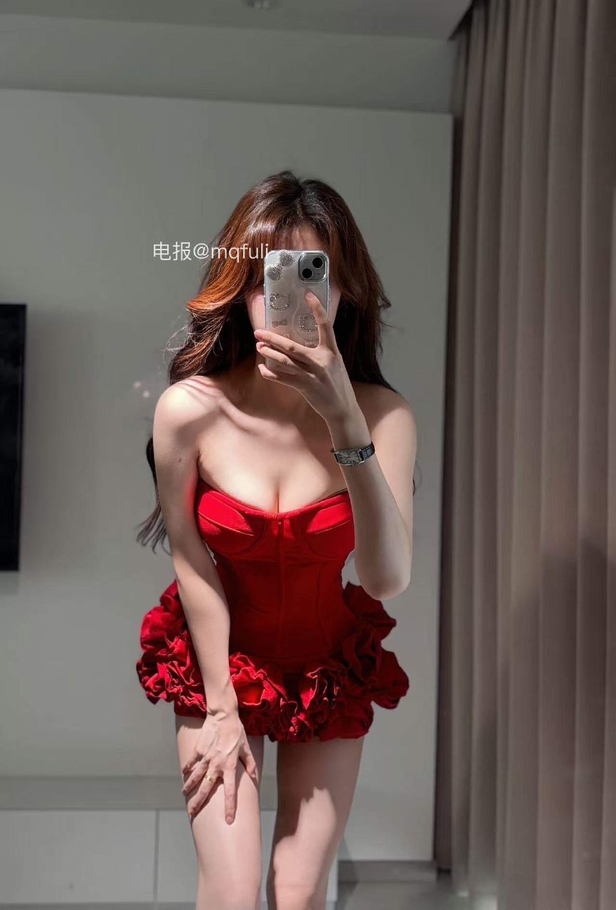 小霞佩奇 2025-08-08 16:42:30 谁说的红色都是绝绝子呀👻