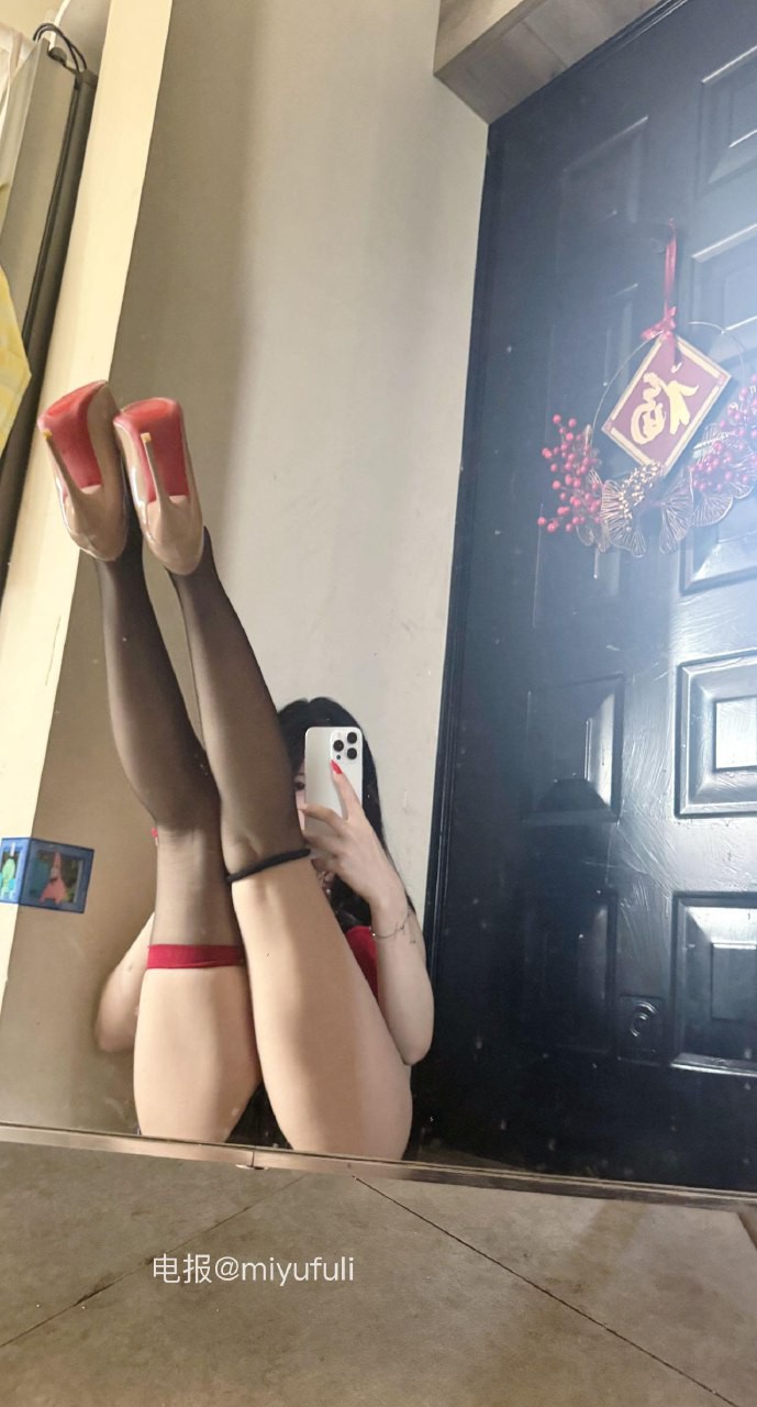 雪顶 2025-08-14 16:49:08 嘉宾贴__铛铛铛~