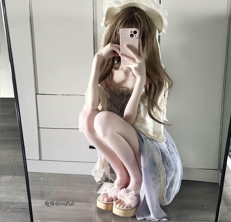 小酱粒 2025-08-17 10:26:45 游泳吗？这套泳衣👙是你想看的吗