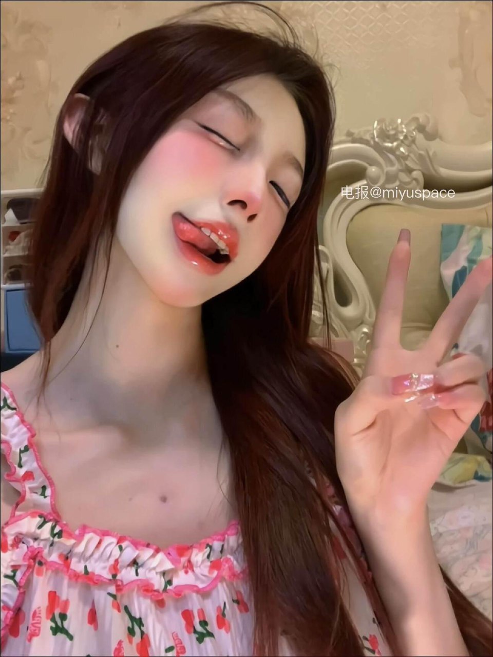 欲野小姐 2025-08-09 15:03:04 舔了舔嘴唇 好甜