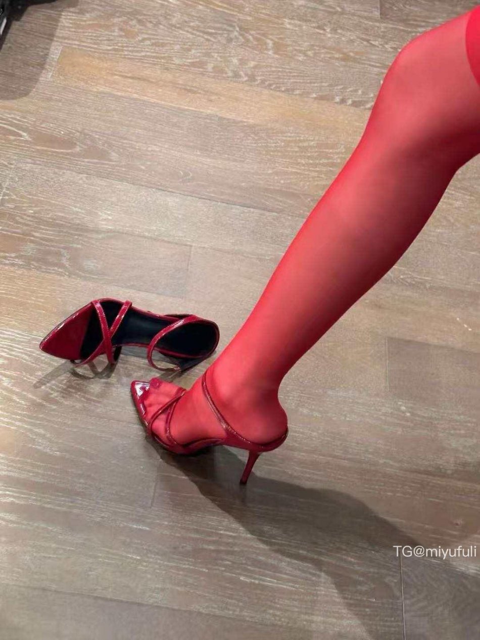 yummyki 2025-08-18 16:41:51 太显身材了🫥