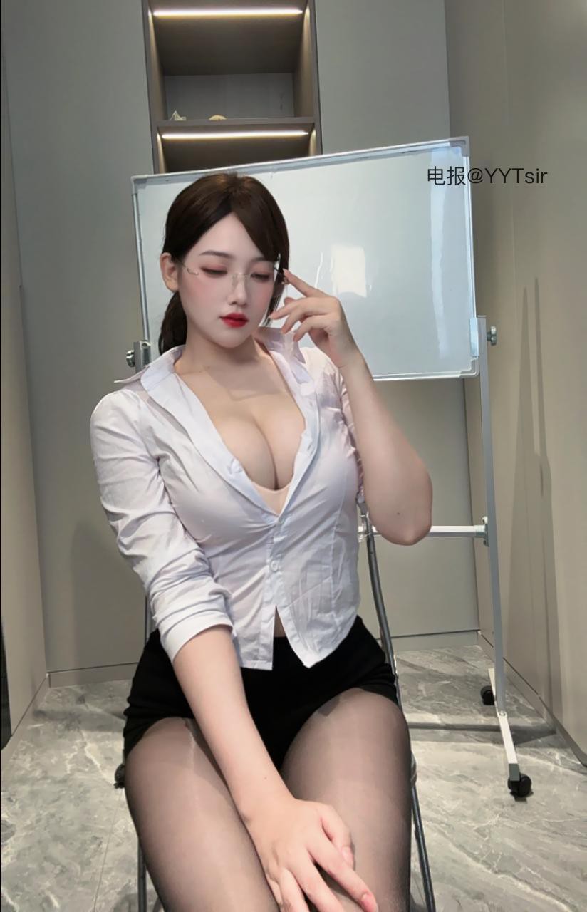 可可西 2025-08-16 22:59:25 喜欢被老师管教吗？