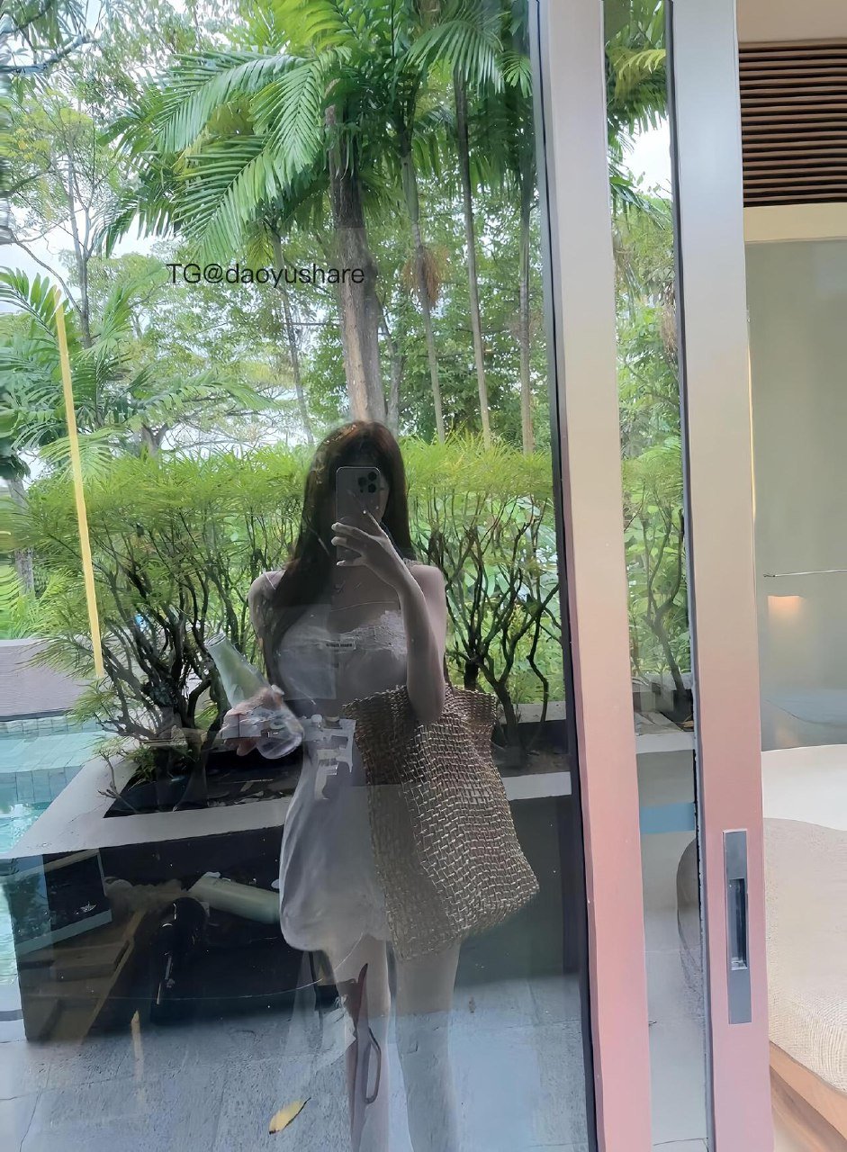 都快兔了 2025-08-28 18:16:25 照片合集 77p